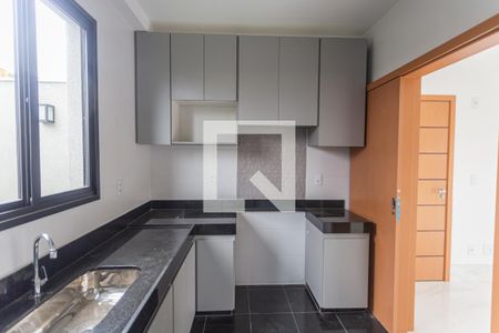 Apartamento à venda com 170m², 3 quartos e 2 vagas Apartamento à venda com 170m², 3 quartos e 2 vagasCozinha