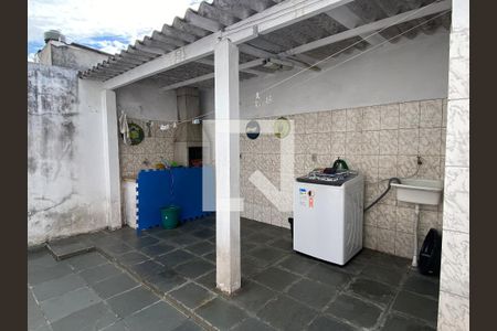 Casa à venda com 144m², 2 quartos e 1 vaga Casa à venda com 144m², 2 quartos e 1 vagaÁrea externa