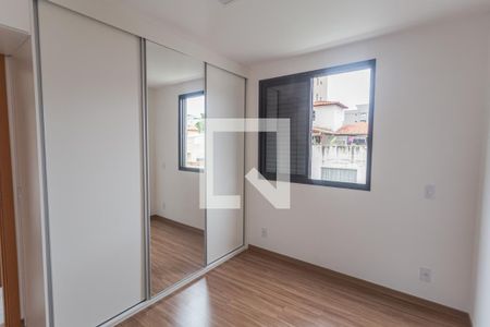 Apartamento à venda com 70m², 3 quartos e 2 vagas Apartamento à venda com 70m², 3 quartos e 2 vagasSuíte