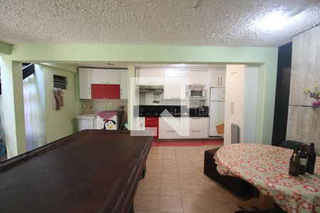 Casa à venda com 299m², 3 quartos e 3 vagasÁrea de Serviço