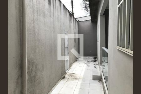 Casa para alugar com 72m², 1 quarto e sem vagaQuintal