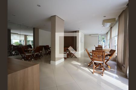 Apartamento à venda com 142m², 3 quartos e 2 vagasÁrea comum - Salão de festas