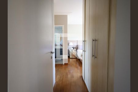 Apartamento à venda com 142m², 3 quartos e 2 vagasSuíte 1