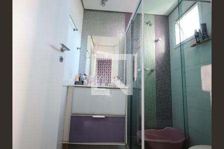 Apartamento à venda com 142m², 3 quartos e 2 vagasBanheiro da Suíte 2