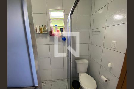Casa à venda com 84m², 3 quartos e 2 vagas Casa à venda com 84m², 3 quartos e 2 vagasBanheiro