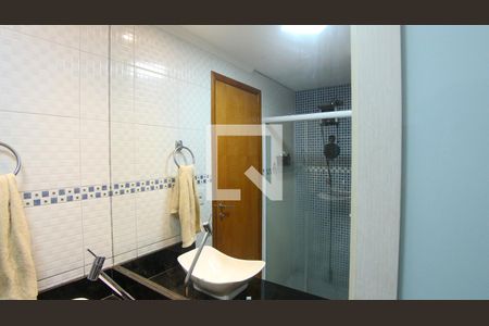 Apartamento à venda com 64m², 3 quartos e 1 vaga Apartamento à venda com 64m², 3 quartos e 1 vagaBanheiro