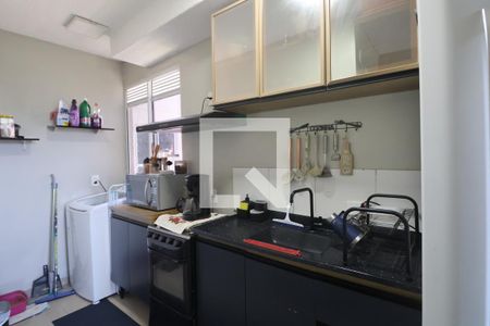 Apartamento à venda com 45m², 2 quartos e 1 vagaCozinha e Área de Serviço