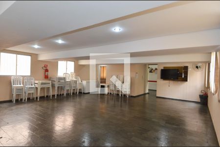 Apartamento à venda com 76m², 3 quartos e 1 vaga Apartamento à venda com 76m², 3 quartos e 1 vagaÁrea comum - Salão de festas