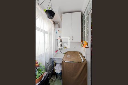 Apartamento à venda com 76m², 3 quartos e 1 vagaÁrea de Serviço