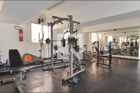 Apartamento à venda com 76m², 3 quartos e 1 vaga Apartamento à venda com 76m², 3 quartos e 1 vagaAcademia