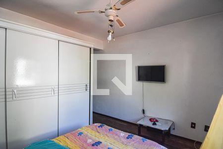 Casa à venda com 450m², 4 quartos e 3 vagas Casa à venda com 450m², 4 quartos e 3 vagasQuarto 2