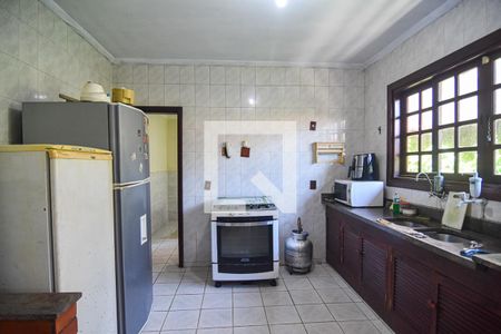 Casa à venda com 450m², 4 quartos e 3 vagas Casa à venda com 450m², 4 quartos e 3 vagasCozinha