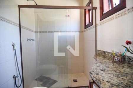 Casa à venda com 450m², 4 quartos e 3 vagas Casa à venda com 450m², 4 quartos e 3 vagasBanheiro