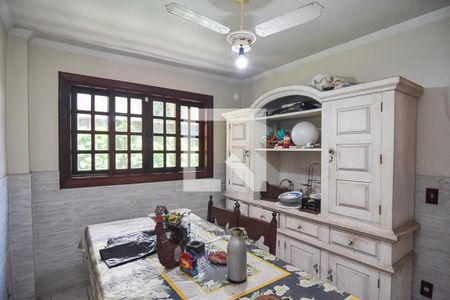 Casa à venda com 450m², 4 quartos e 3 vagas Casa à venda com 450m², 4 quartos e 3 vagasSala de Jantar