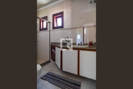 Casa à venda com 450m², 4 quartos e 3 vagas Casa à venda com 450m², 4 quartos e 3 vagasBanheiro