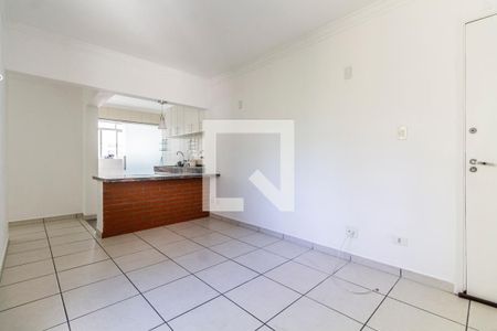 Sala de apartamento para alugar com 3 quartos, 75m² em Pinheiros, São Paulo