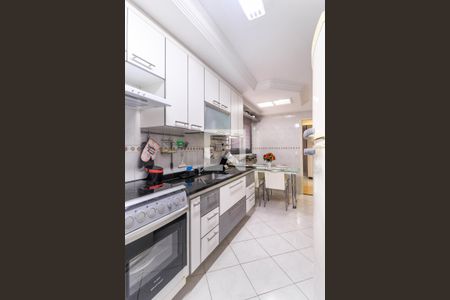 Apartamento à venda com 141m², 4 quartos e 3 vagas Apartamento à venda com 141m², 4 quartos e 3 vagasCozinha