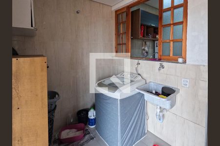 Casa à venda com 150m², 3 quartos e 2 vagas Casa à venda com 150m², 3 quartos e 2 vagasÁrea comum