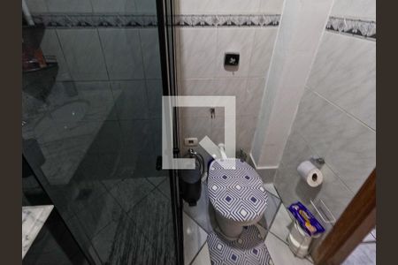 Casa à venda com 150m², 3 quartos e 2 vagas Casa à venda com 150m², 3 quartos e 2 vagasBanheiro