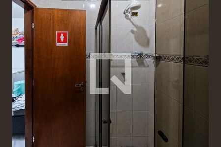 Casa à venda com 150m², 3 quartos e 2 vagas Casa à venda com 150m², 3 quartos e 2 vagasBanheiro
