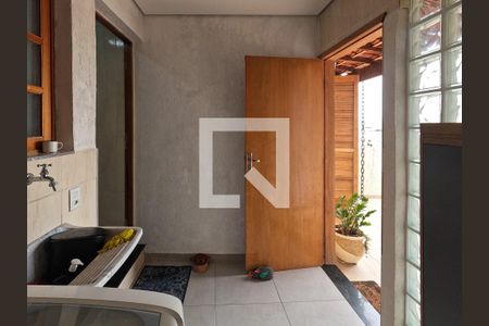 Casa à venda com 150m², 3 quartos e 2 vagas Casa à venda com 150m², 3 quartos e 2 vagasÁrea comum