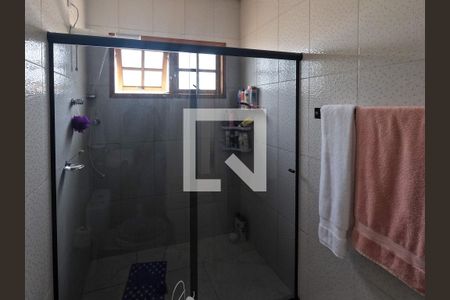 Casa à venda com 150m², 3 quartos e 2 vagas Casa à venda com 150m², 3 quartos e 2 vagasBanheiro