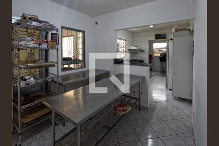 Casa à venda com 150m², 3 quartos e 2 vagas Casa à venda com 150m², 3 quartos e 2 vagasÁrea comum