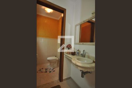 Casa à venda com 303m², 3 quartos e 4 vagasLavabo