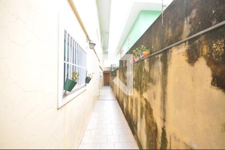 Casa à venda com 303m², 3 quartos e 4 vagasCorredor