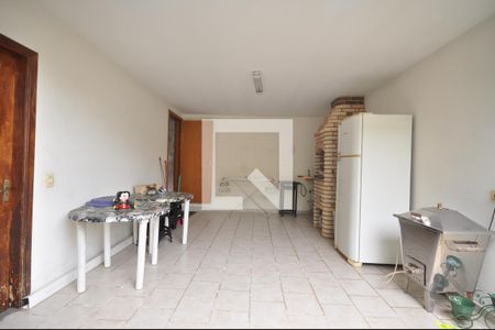 Casa à venda com 303m², 3 quartos e 4 vagasChurrasqueira
