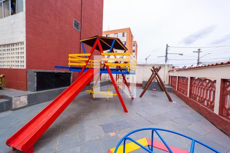 Apartamento à venda com 48m², 2 quartos e 1 vagaÁrea comum - Playground
