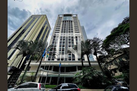 Studio para alugar com 29m², 0 quarto e 1 vaga Studio para alugar com 29m², 0 quarto e 1 vagaFachada