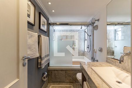 Apartamento à venda com 120m², 2 quartos e 1 vagaBanheiro