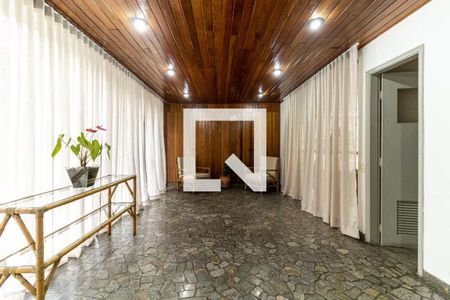 Apartamento à venda com 120m², 2 quartos e 1 vagaSalão de Festas