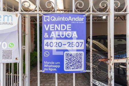 Casa à venda com 215m², 3 quartos e 2 vagas Casa à venda com 215m², 3 quartos e 2 vagasPlaca