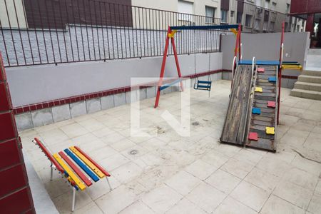 Apartamento à venda com 164m², 3 quartos e 3 vagas Apartamento à venda com 164m², 3 quartos e 3 vagasÁrea comum - Playground