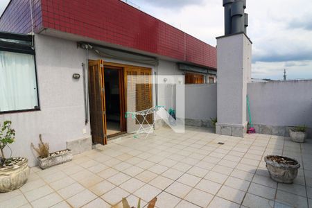 Apartamento à venda com 164m², 3 quartos e 3 vagas Apartamento à venda com 164m², 3 quartos e 3 vagasTerraço