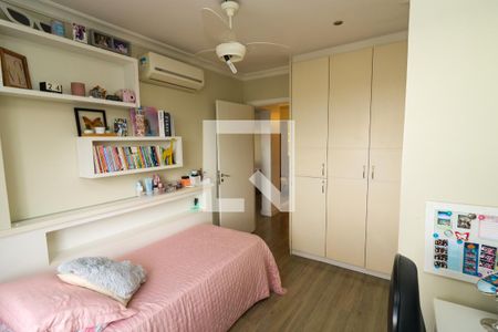 Apartamento à venda com 164m², 3 quartos e 3 vagas Apartamento à venda com 164m², 3 quartos e 3 vagasQuarto 2