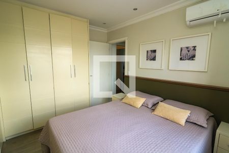 Apartamento à venda com 164m², 3 quartos e 3 vagas Apartamento à venda com 164m², 3 quartos e 3 vagasQuarto Suíte
