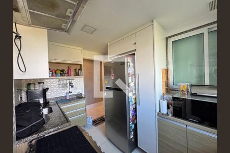 Apartamento à venda com 120m², 3 quartos e 2 vagasCozinha