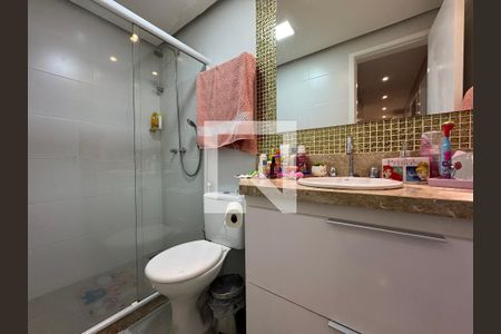 Apartamento à venda com 120m², 3 quartos e 2 vagasBanheiro Social