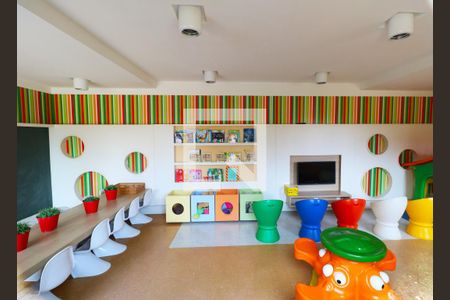 Apartamento à venda com 48m², 2 quartos e 1 vaga Apartamento à venda com 48m², 2 quartos e 1 vagaÁrea comum - Brinquedoteca