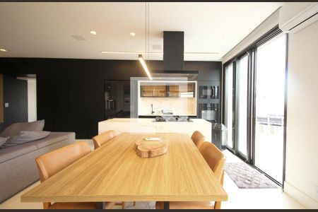 Apartamento à venda com 300m², 2 quartos e 5 vagas Apartamento à venda com 300m², 2 quartos e 5 vagasTerraço Gourmet Cobertura