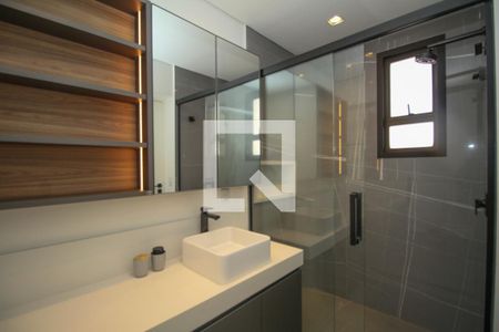 Apartamento à venda com 300m², 2 quartos e 5 vagas Apartamento à venda com 300m², 2 quartos e 5 vagasBanheiro Suíte 1