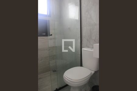 Casa à venda com 220m², 3 quartos e 6 vagasBanheiro da Suíte  2