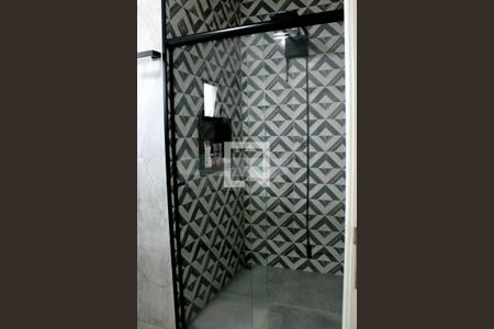 Casa à venda com 220m², 3 quartos e 6 vagasBanheiro da Suíte  1