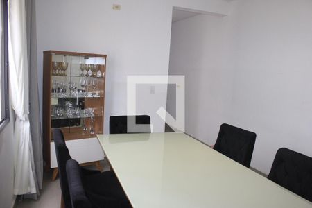 Casa à venda com 220m², 3 quartos e 6 vagasSala de jantar