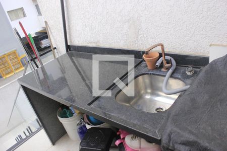 Casa à venda com 220m², 3 quartos e 6 vagasÁrea de serviço