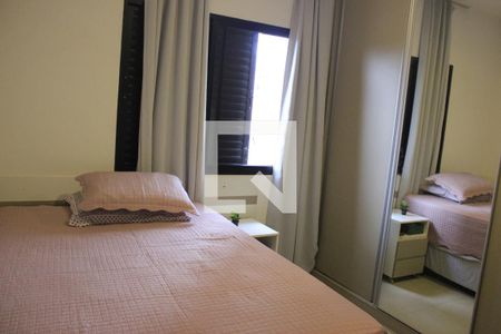 Casa à venda com 220m², 3 quartos e 6 vagasSuíte 3