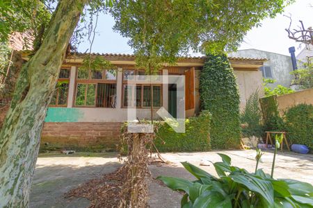 Casa à venda com 150m², 4 quartos e 3 vagas Casa à venda com 150m², 4 quartos e 3 vagasQuintal